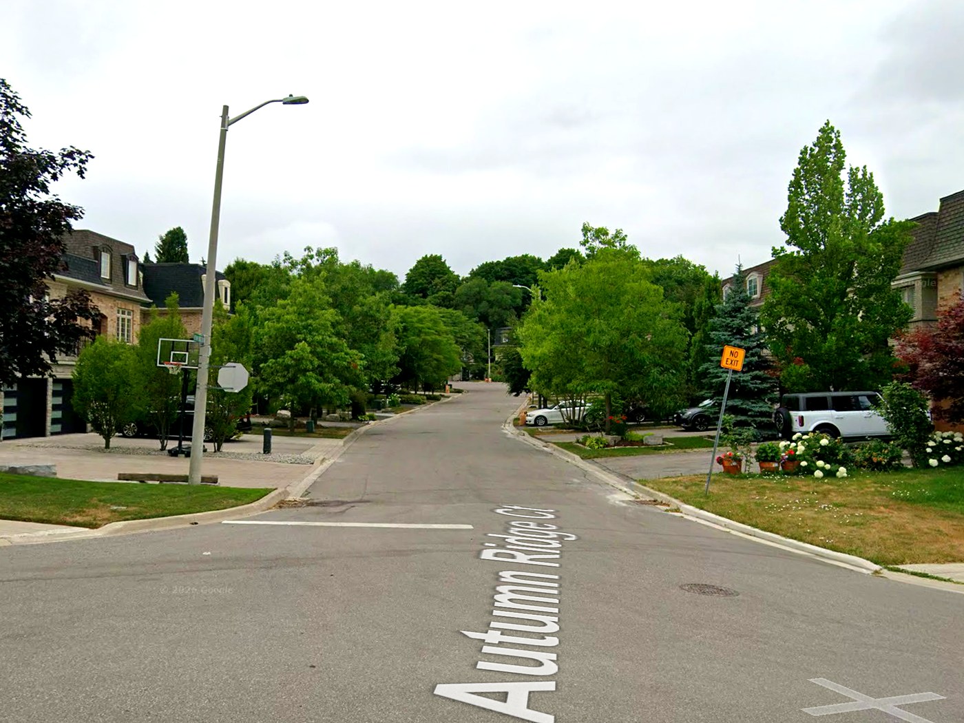 Streetview of Autumn Ridge Court subdivision