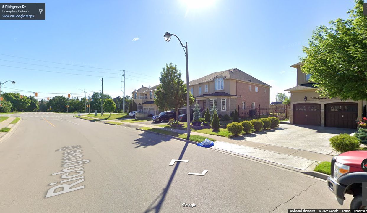 Finished Castlemore South right-of-way and landscaped residential intersection
