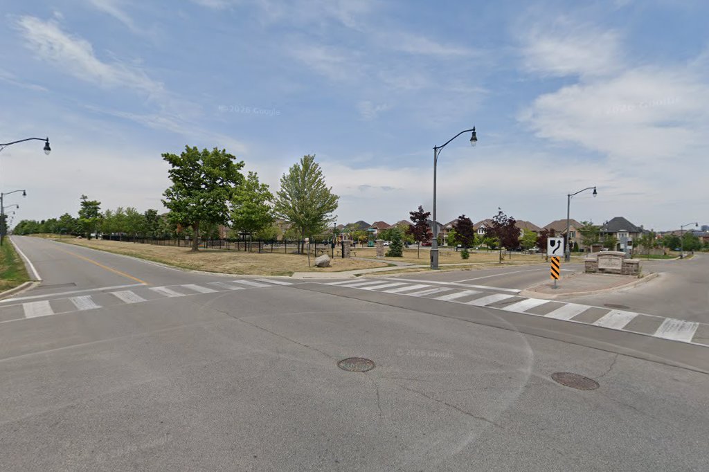 Creditview Road & Maybeck Drive intersection – crosswalks, street lights, Maybeck Parkette, and residential homes in Denford Estates West