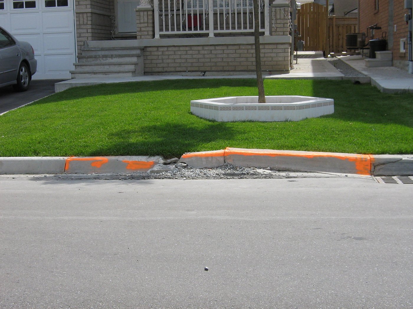 Storm sewer pipe laying in subdivision corridor