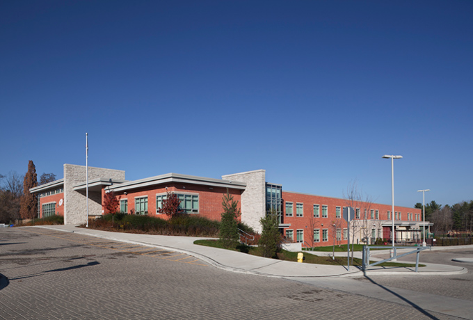 Kleinburg Public School – Full building with permeable paving
