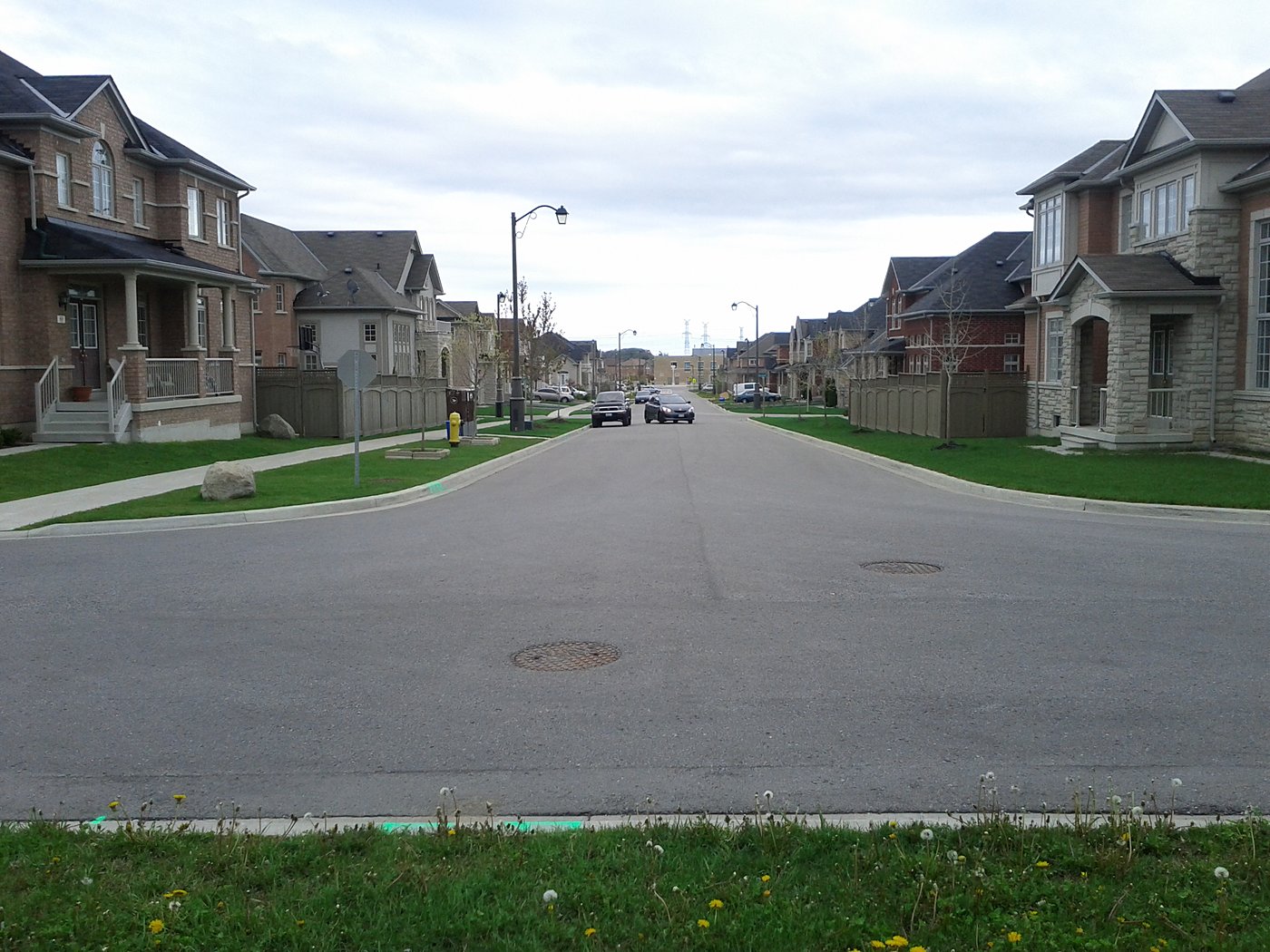 Neighbourhood context and streetscape